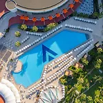 Vonresort Golden Coast & Aqua 5* Side