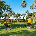 Vonresort Golden Coast & Aqua Resort Side