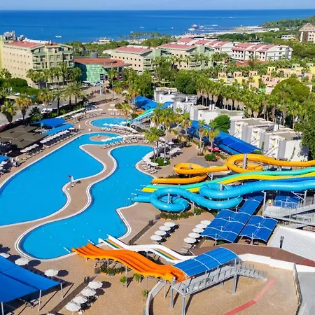 Vonresort Golden Coast & Aqua Complex