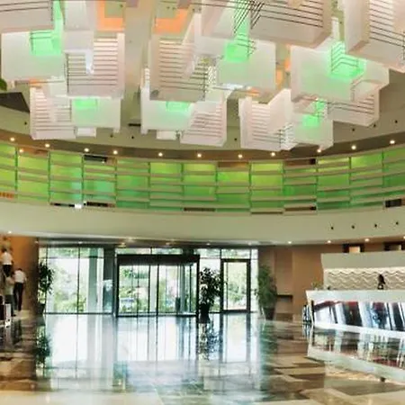 Vonresort Golden Coast & Aqua 5* Side
