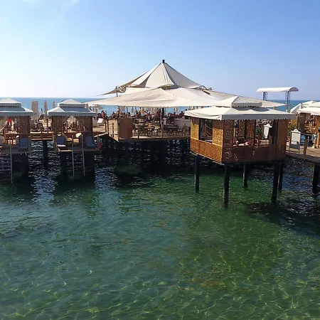 Vonresort Golden Coast & Aqua Complex