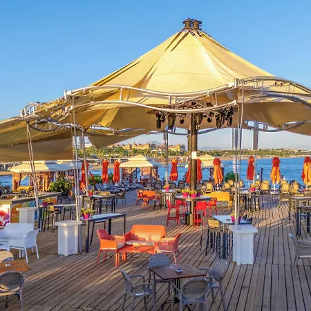 Vonresort Golden Coast & Aqua 5*
