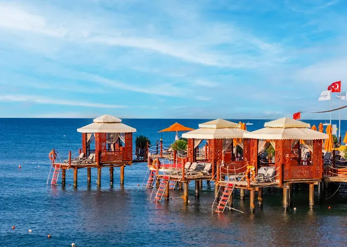 Vonresort Golden Coast & Aqua Resort Side