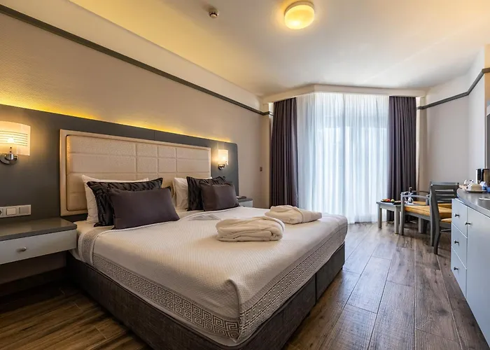 Vonresort Golden Coast & Aqua Feriested 5*