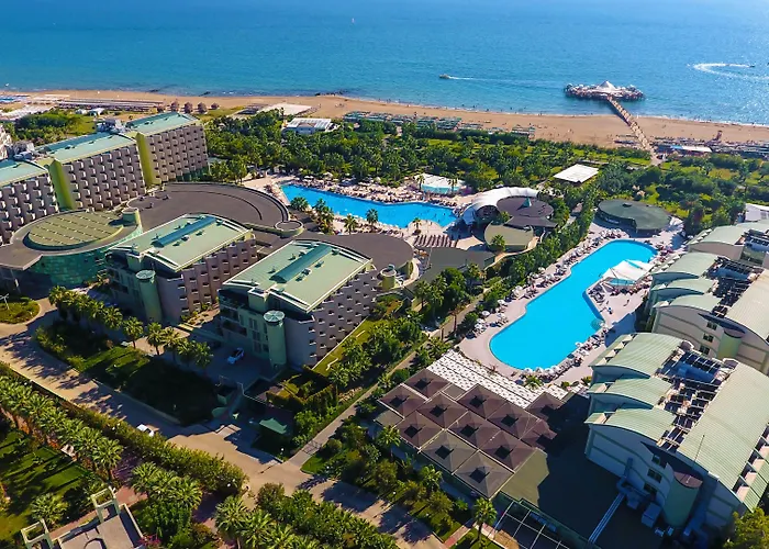 Vonresort Golden Coast & Aqua Resort Side