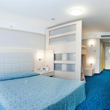 Vonresort Golden Coast & Aqua Resort 5*
