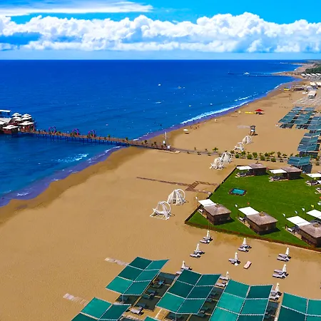 Resort Vonresort Golden Coast & Aqua 5*