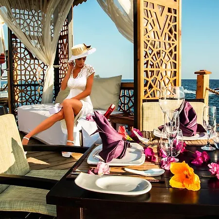 度假村 Vonresort Golden Coast & Aqua 5*