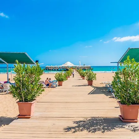 度假村 Vonresort Golden Coast & Aqua 5*
