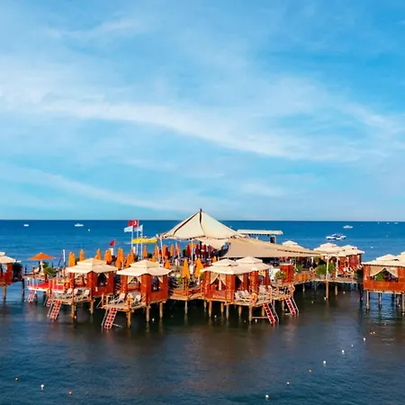 Semesteranläggning (resort) Vonresort Golden Coast & Aqua Side