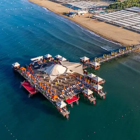 Vonresort Golden Coast & Aqua 5* Side