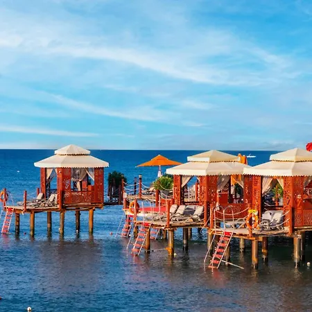 Vonresort Golden Coast & Aqua Semesteranläggning (resort) Side